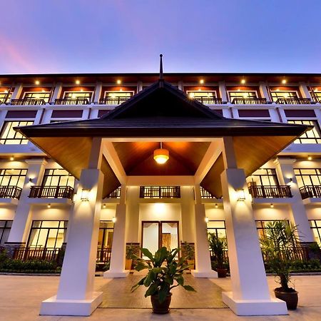 The Choice Hotel - Adults Only Бангкок Экстерьер фото